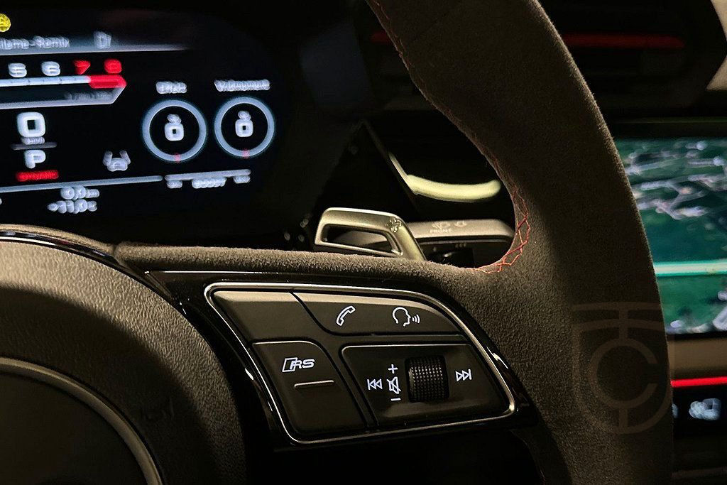 Audi RS3 Sedan RS-Designpaket Plus B&O 360kamera Pano