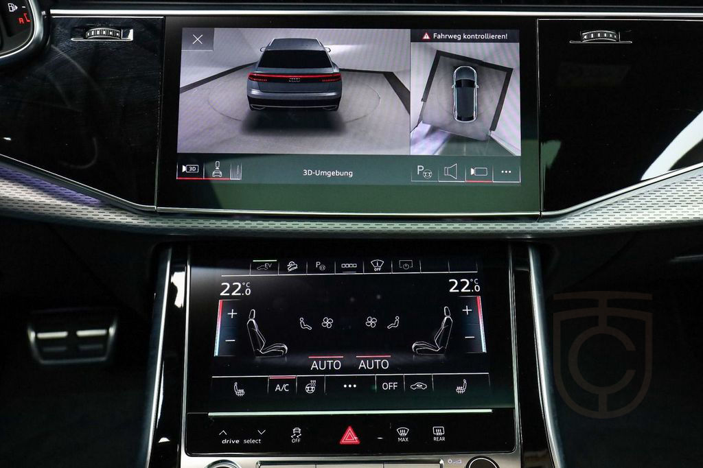 Audi Q8 60 TFSIe quattro S-LINE*PANO*AHK*HUD*LEDER*HD