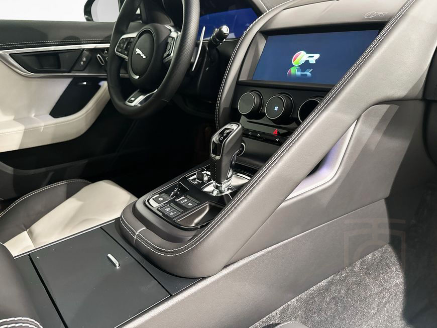Jaguar F-Type Coupe P575 AWD Aut. R
