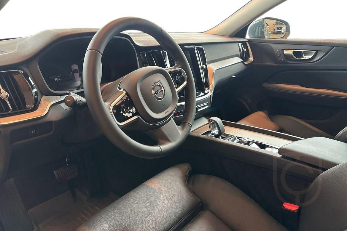 Volvo V60 Cross Country B5 AWD Bensin Core