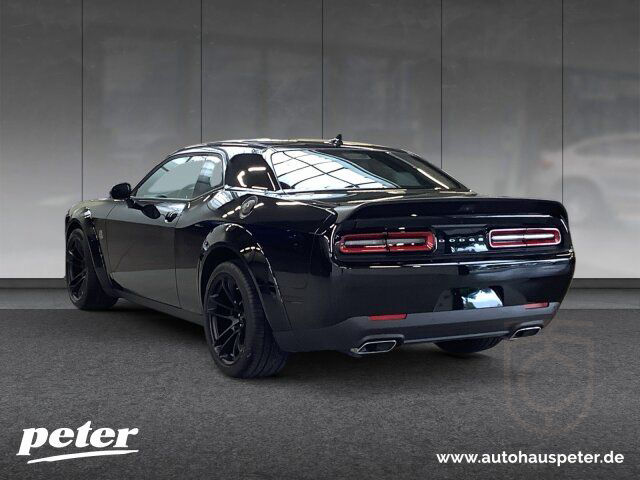 Dodge Challenger R/T Scat Pack Widebody 6.4 V8 HEMI