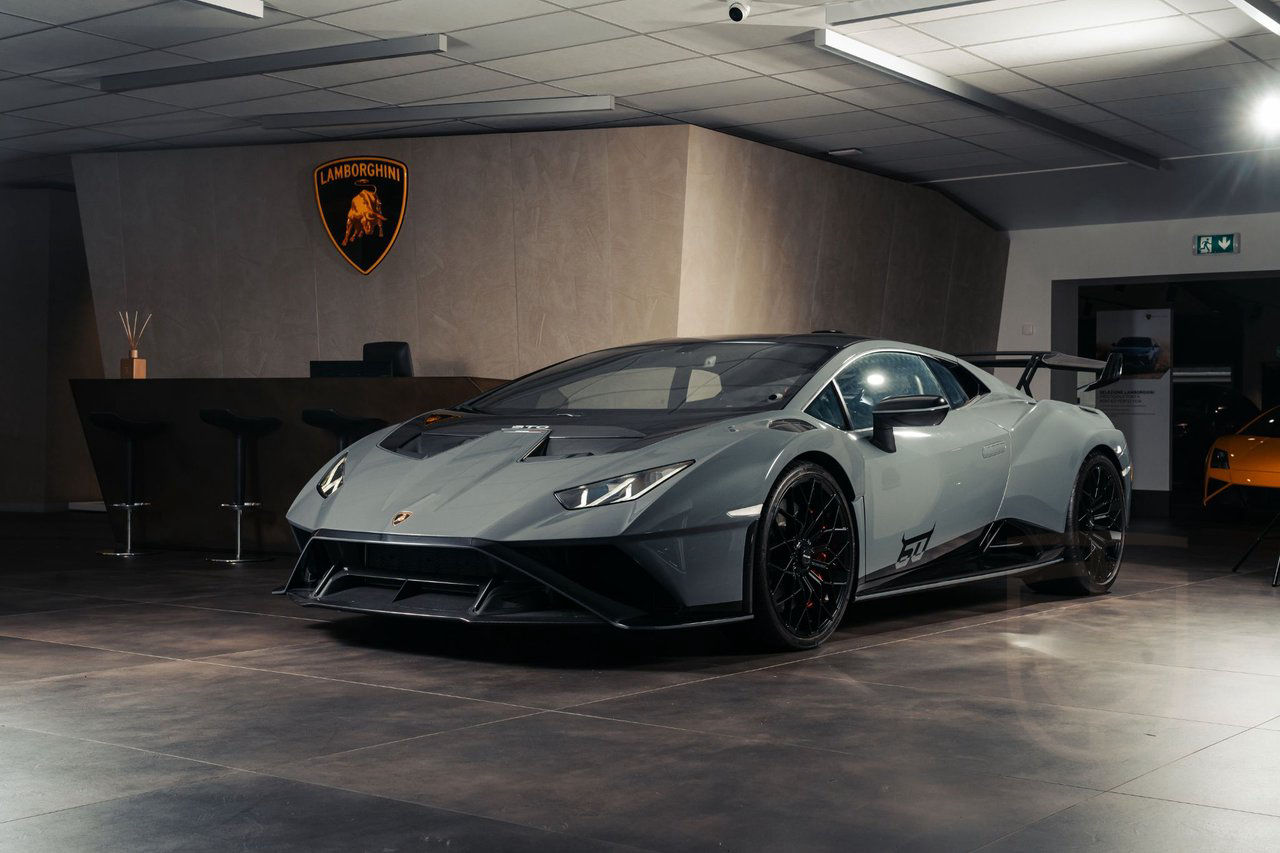 Lamborghini Huracán STO 60th Anniversary Edition 1