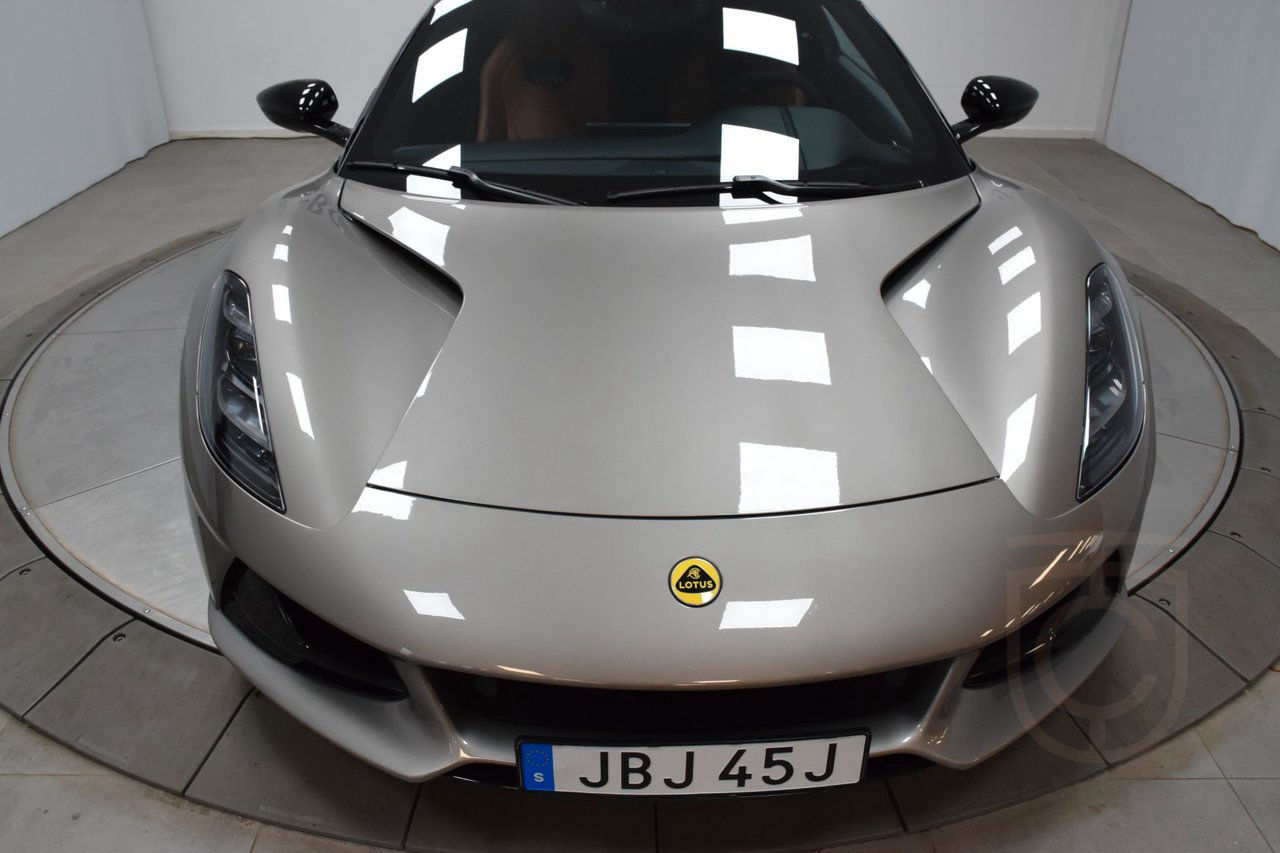 Lotus Emira Turbo