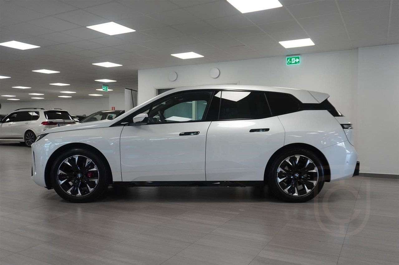 BMW iX xDrive60 M Sport Pro Supercharged Ed