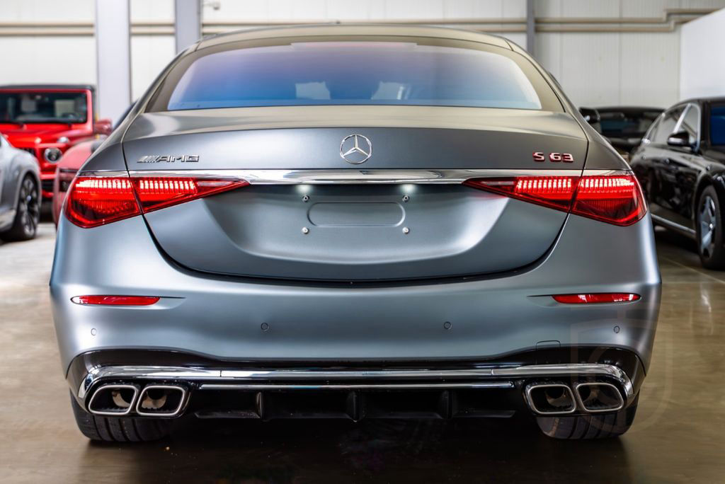 Mercedes-Benz S 63 E AMG Per. Long /Carbon / Only 3720km!