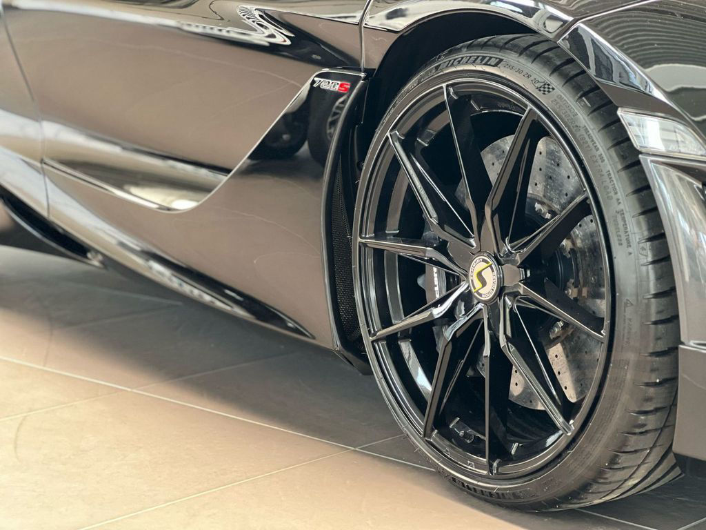 McLaren 720S 4.0 Coupe+Carbon+Lift+SportAGA+Active Aero+