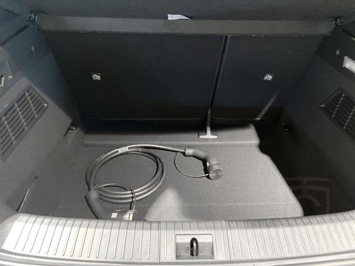 Renault Mégane E-TECH 60 kWh 70kW 2024