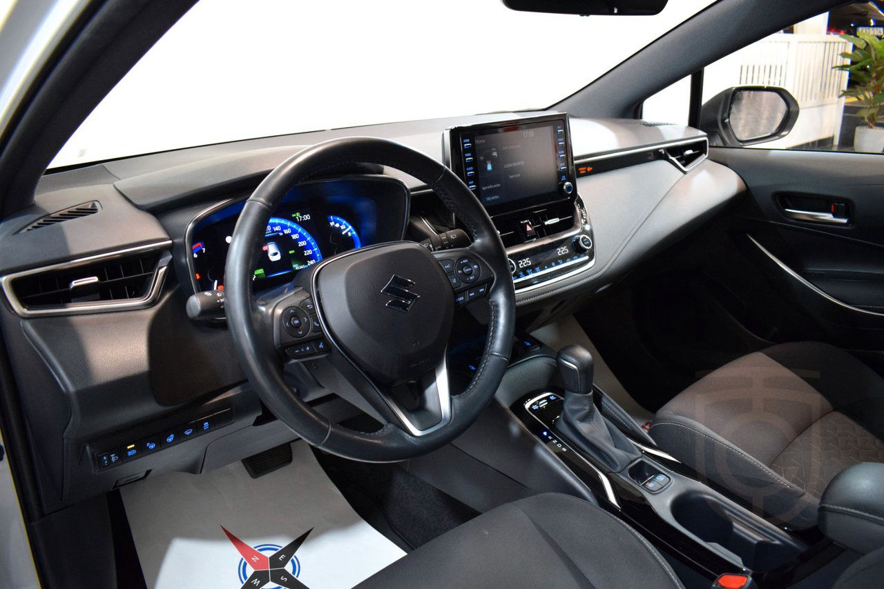 Suzuki Swace 1.8