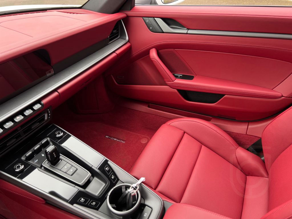 Porsche 911 992 CARRERA COUPE, MY 2023, EZ. 08/2025