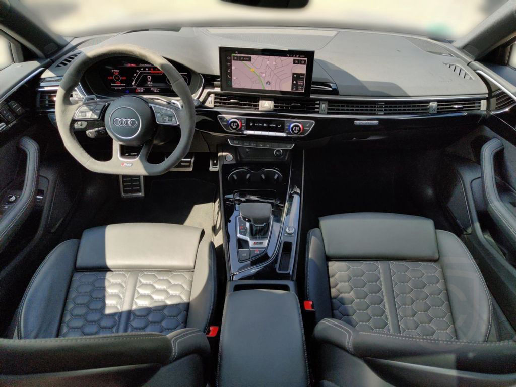 Audi RS4 Avant RS-Design-Paket, RS-Komfortpaket, DRC,