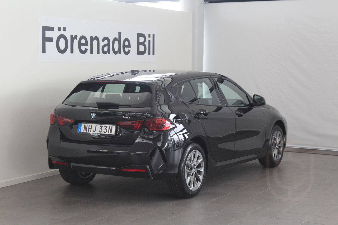BMW 120 i Automat