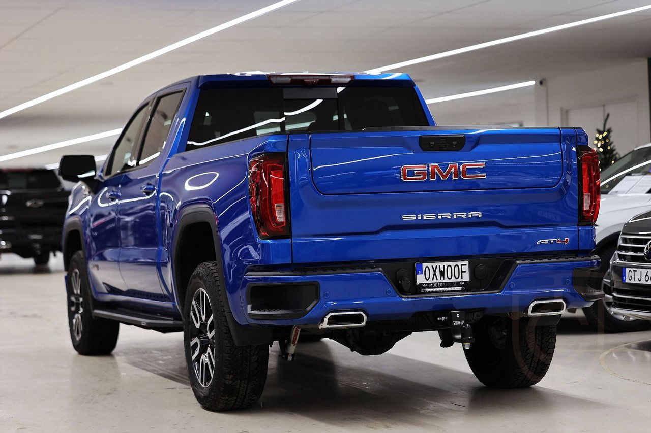 GMC Sierra AT4 6.2L V8 Dynamuc Blue Met.