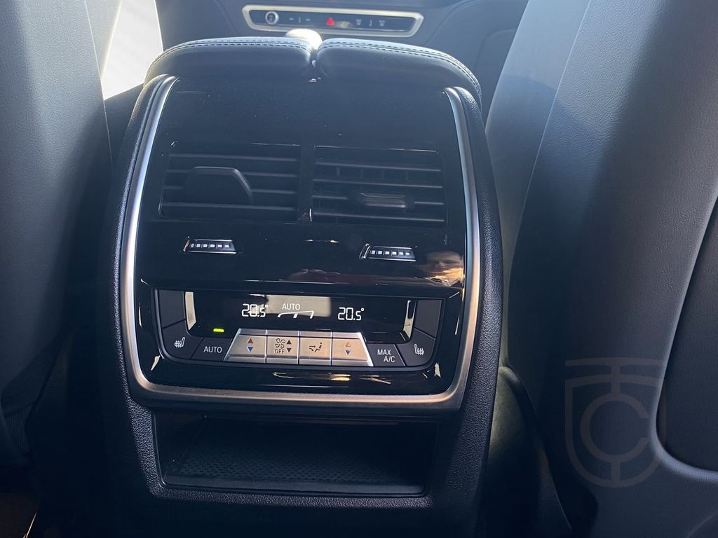 BMW XM 50e AHK|Bowers&Wilkins|Autobahnass.|DAProf.