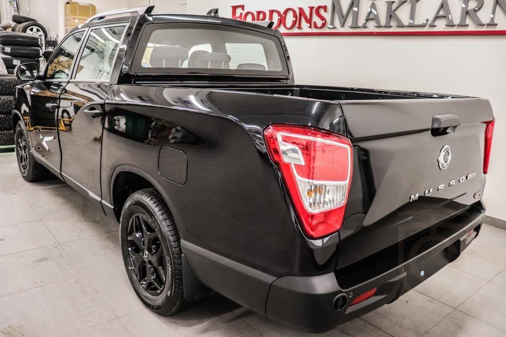 KGM Musso Grand 2,2 eXDi BLACK LINE CNG