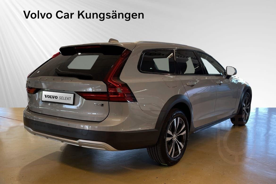 Volvo V90 Cross Country B4 AWD Geartronic 145kW 2023 Core