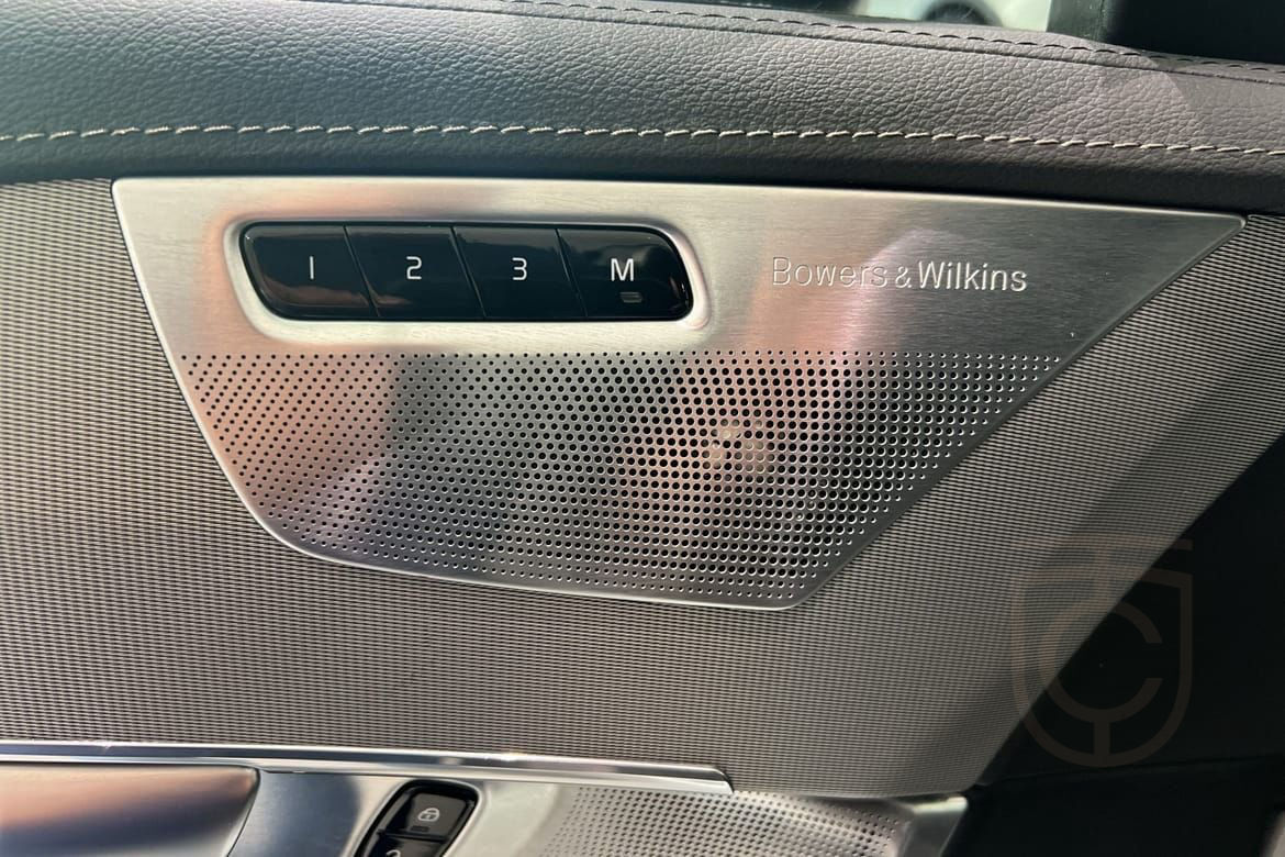 Volvo XC90 7-seater T8 Ultra Dark Edi