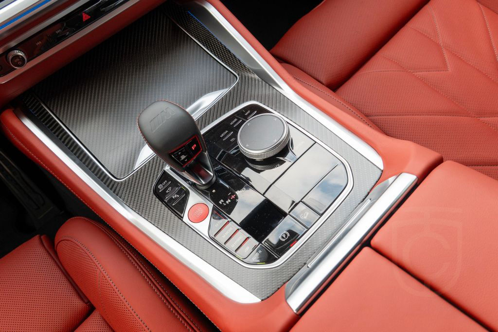 BMW XM 50e DR.ASS.PRO.SOFTC.MASSAGE.H/K.360°.AHK.