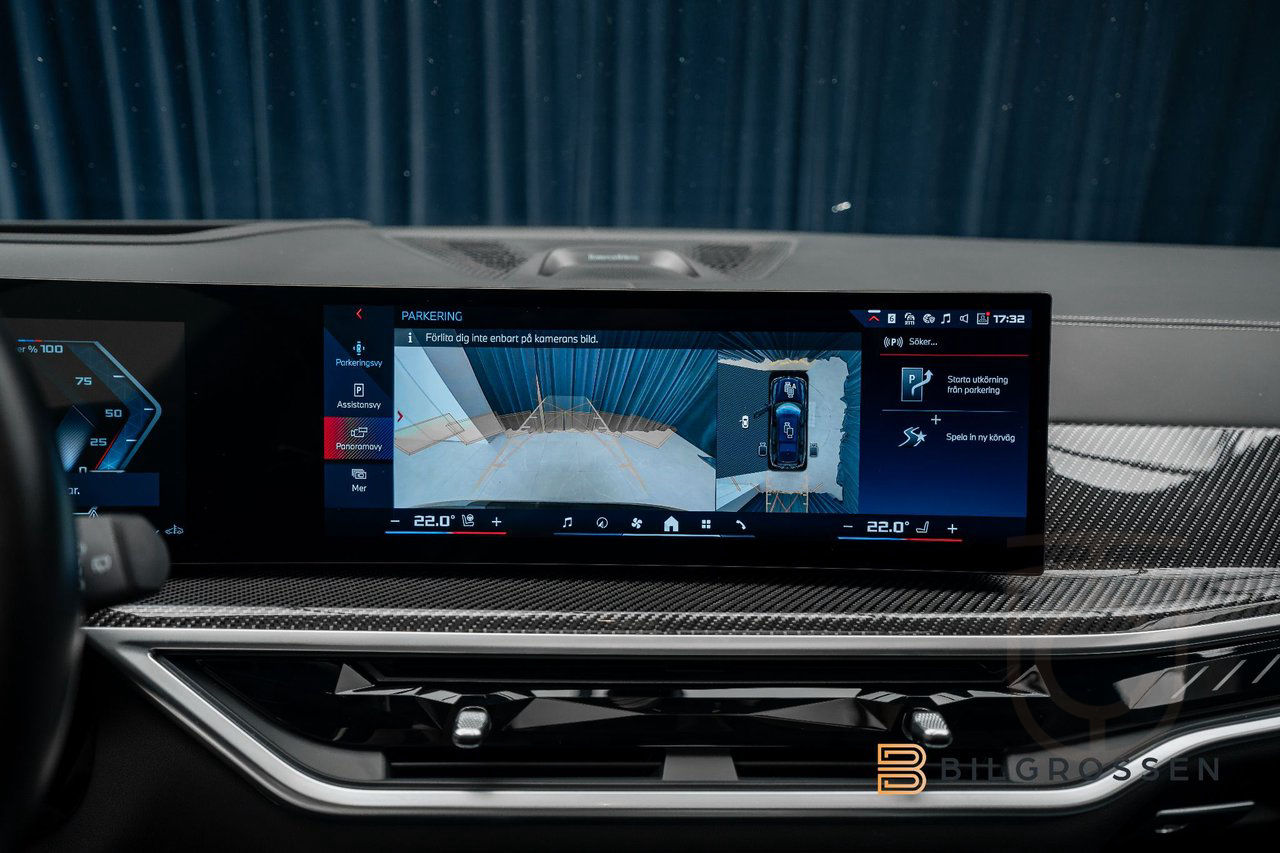 BMW X7 M60i