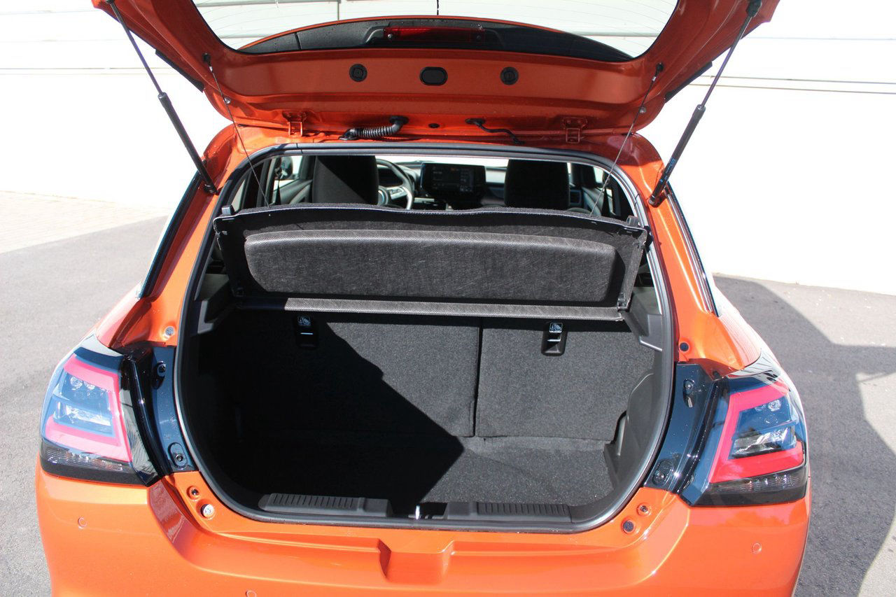 Suzuki Swift Select Hybrid