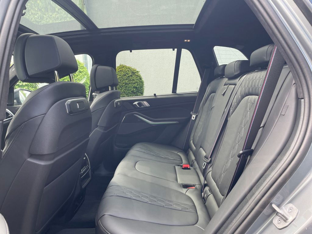 BMW X5 xDrive30d M Sport AHK Pano Massage Gestikst.