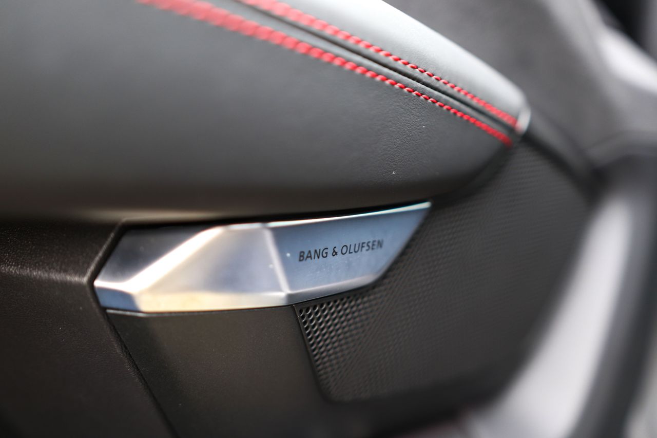 Audi RS e-tron GT/440kW/Masáž/HUD/Noční Vidění SKLADEM