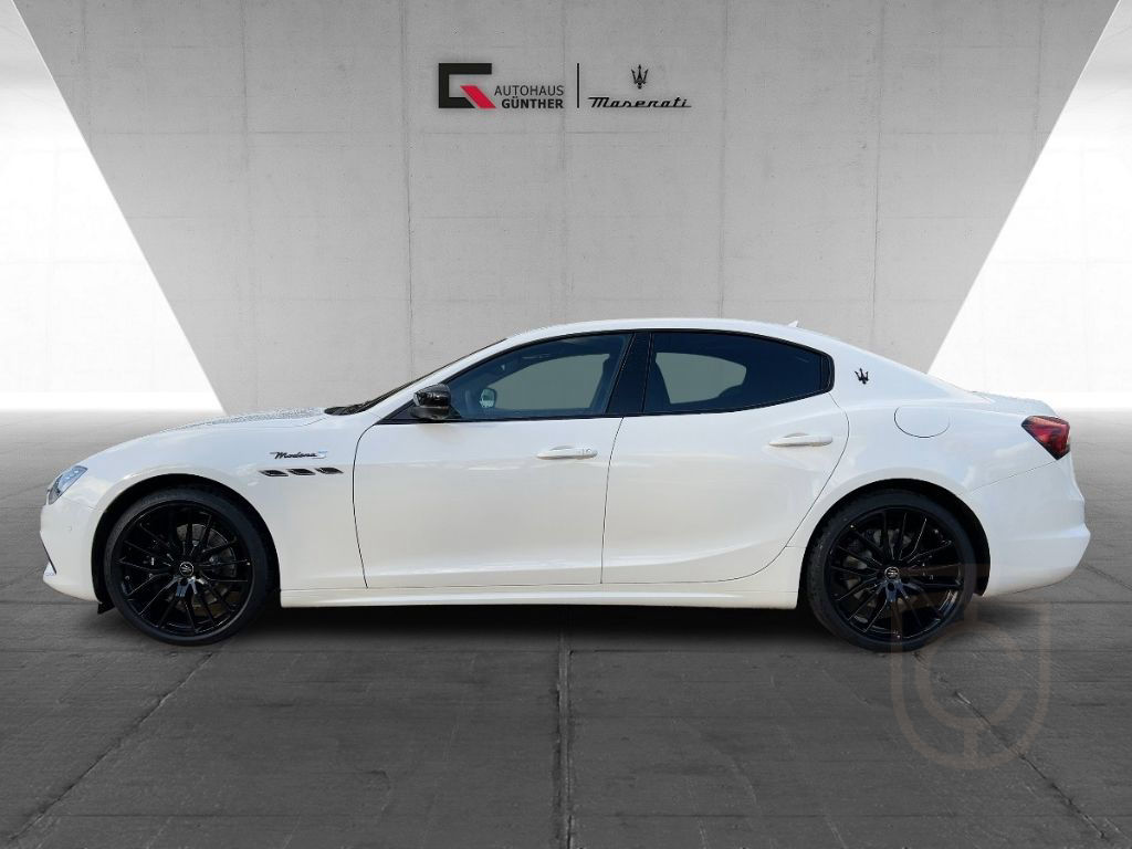 Maserati Ghibli MODENA 430PS AWD Bianco&Nero /Wow Effekt