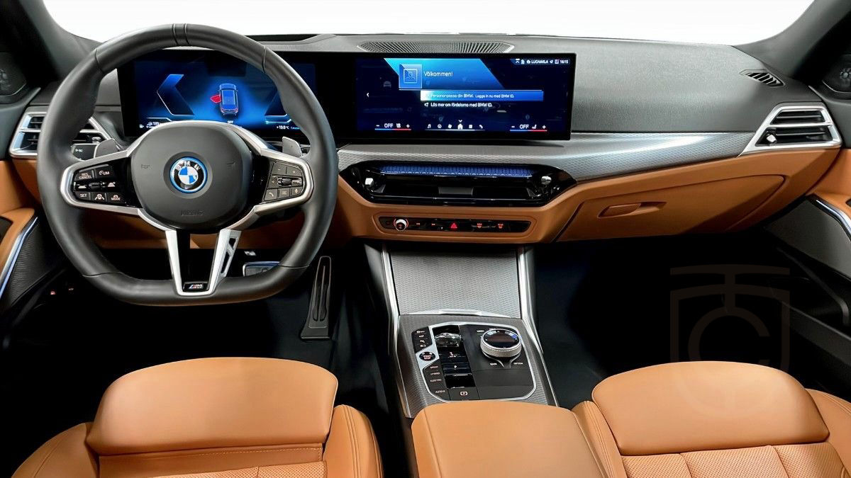 BMW 330e xDrive M-sport Pro Business Launch Edt Head-up Elst