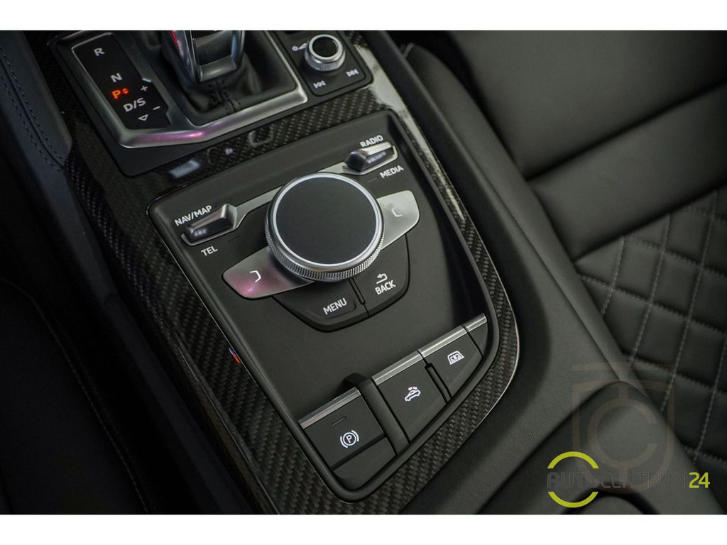 Audi R8 Spyder perform Carbon B&O Garantie 12.2028