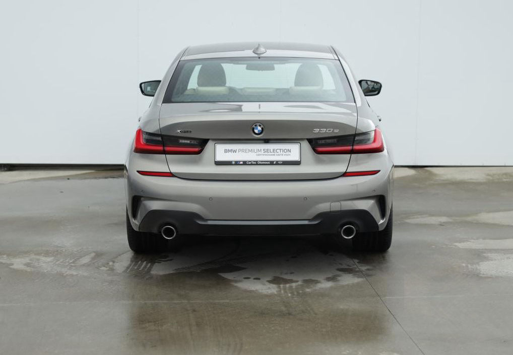 BMW 3