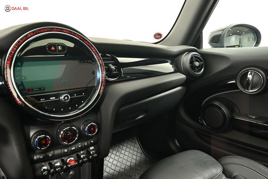 MINI John Cooper Works Steptronic 170kW 2022 John Cooper Works