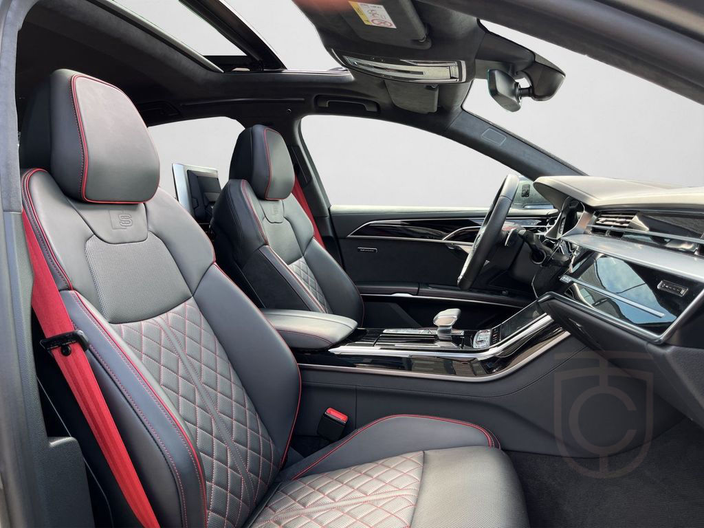 Audi S8 TFSI MATRIX PANO STANDH UPE: 185.000,-¿