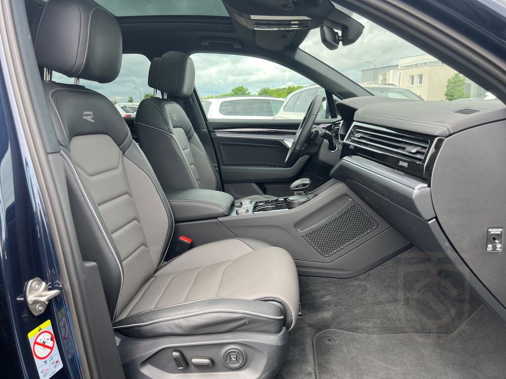 Volkswagen Touareg R-Line 3.0 V6 TDI R-Line 4 Motion Tiptro