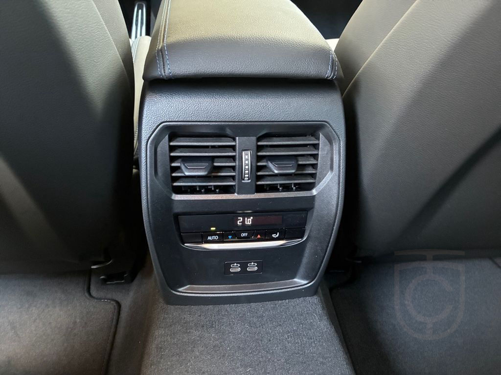 BMW M340i xDrive Touring ad.LED FLA KeyLess RFK STH