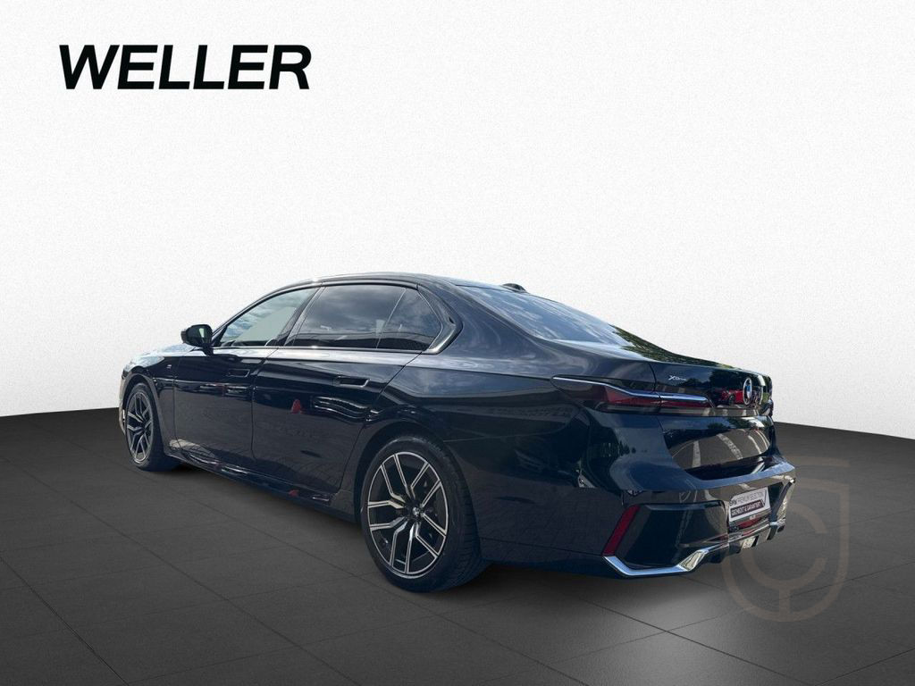 BMW 740d xDrv M Sport Fond TV StHz AHK PaPr DaPr SKY