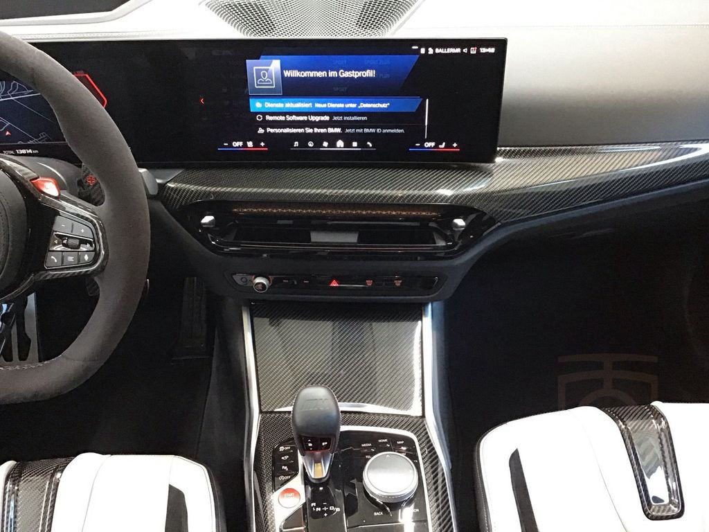 BMW M3 Competition M xDrive Tour. CarbonSchalensitze