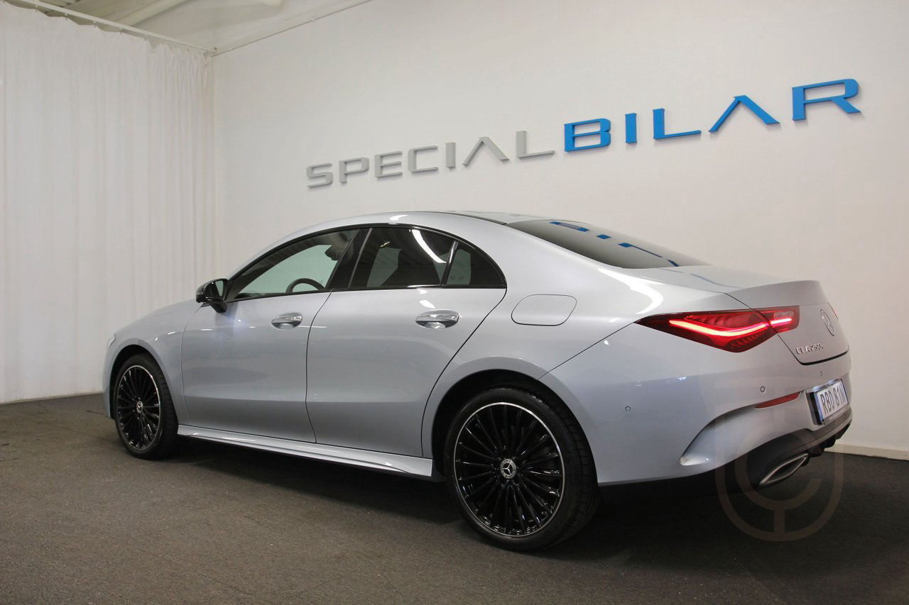 Mercedes-Benz CLA 250 e Coupé AMG Line Night Burmester 360°