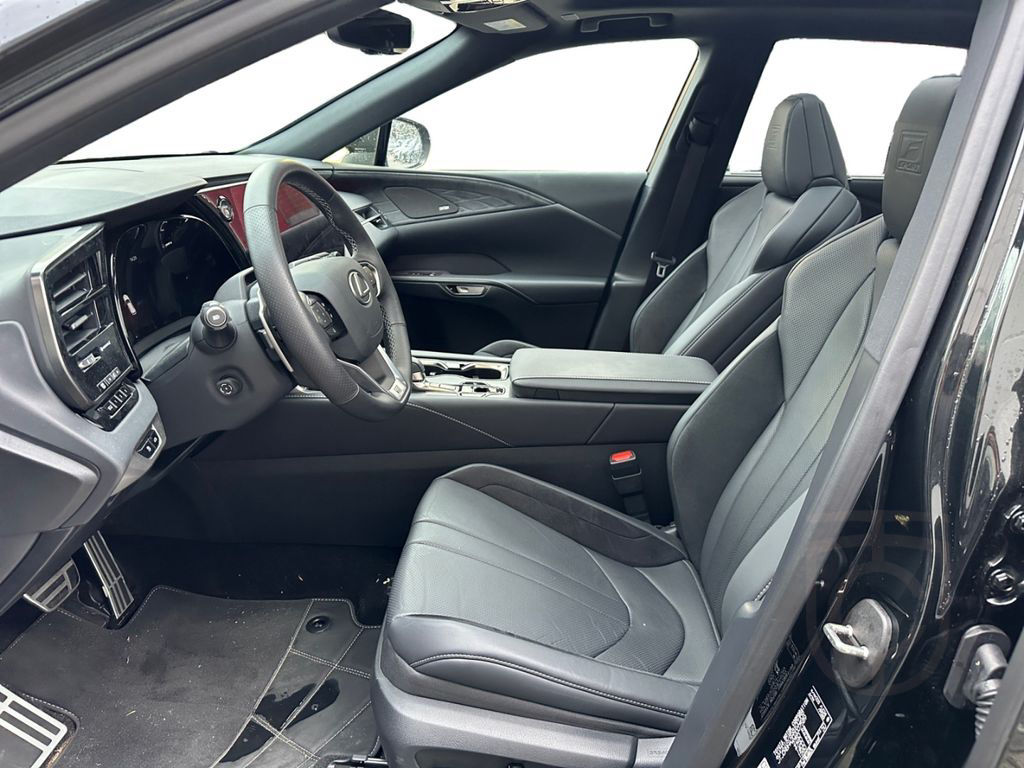 Lexus RX 500h F SPORT+ Interieur Paket & Panorama-Glas