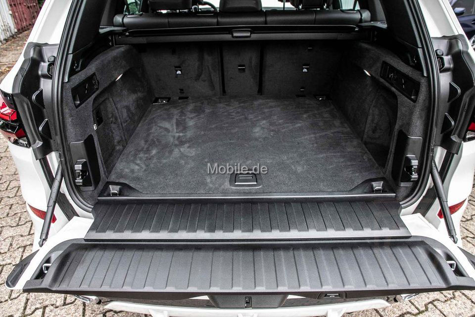 BMW X5 M60i Navi adLED harman/kardon RKam HeadUp AHK