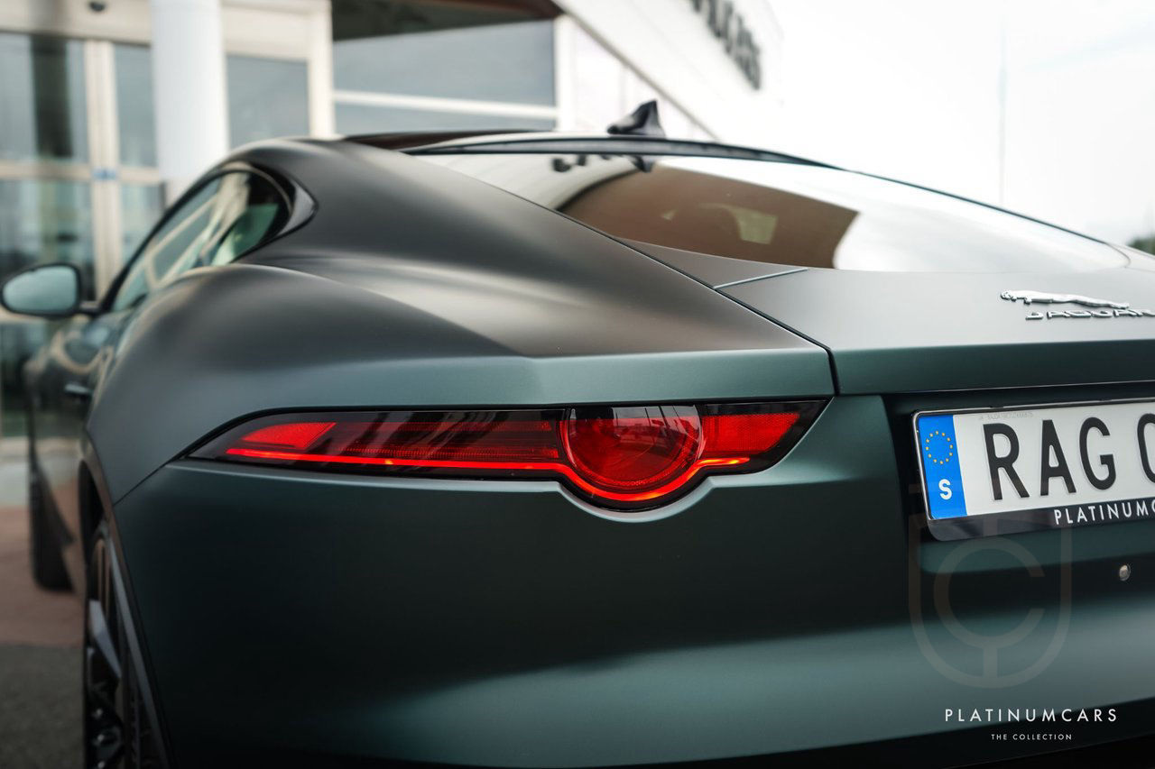 Jaguar F-Type R Quickshift