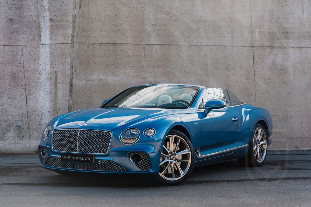 Bentley Continental GTC Azure