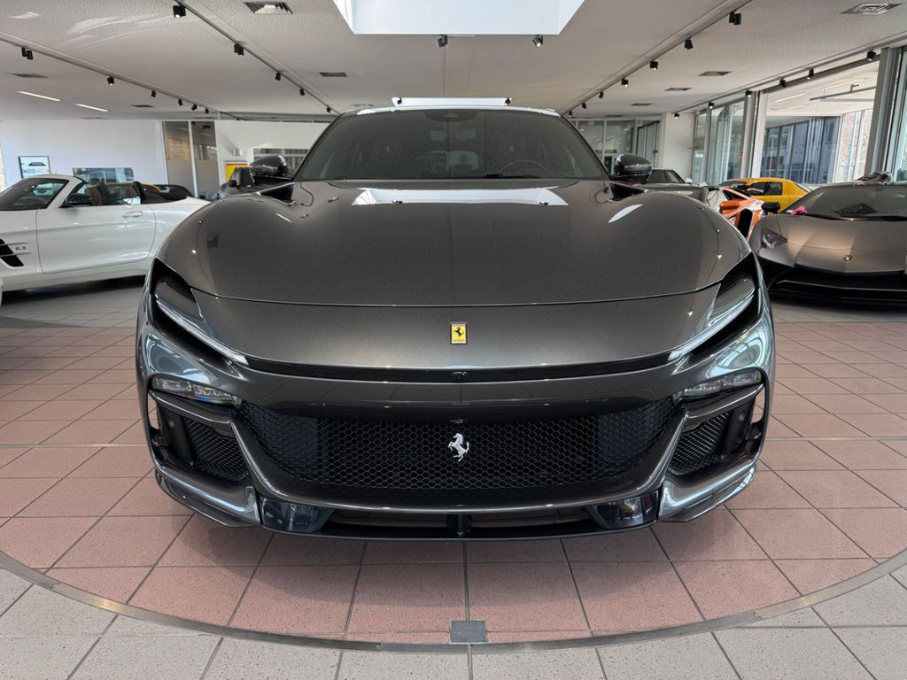 Ferrari Purosangue V12 CARBON/LIFT/PANORAMA