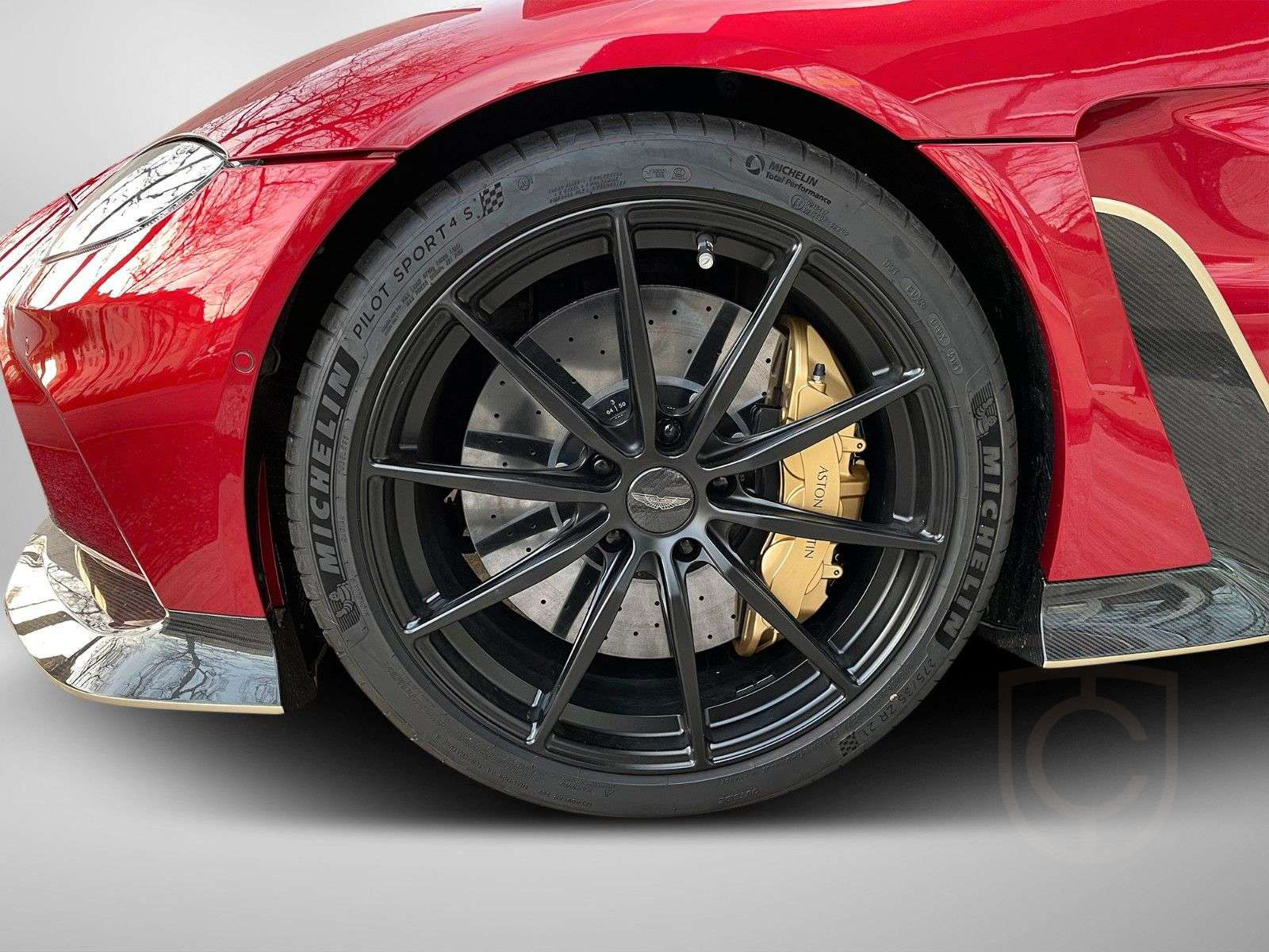 Aston Martin Vantage*Carbon Packs*Homelink
