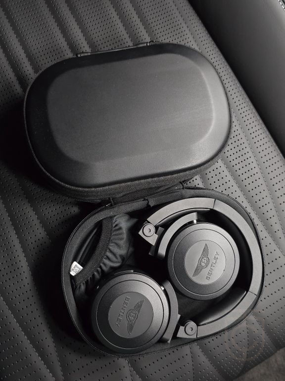 Bentley Flying Spur S V8*Mulliner*NAIM*Cambrian Grey*