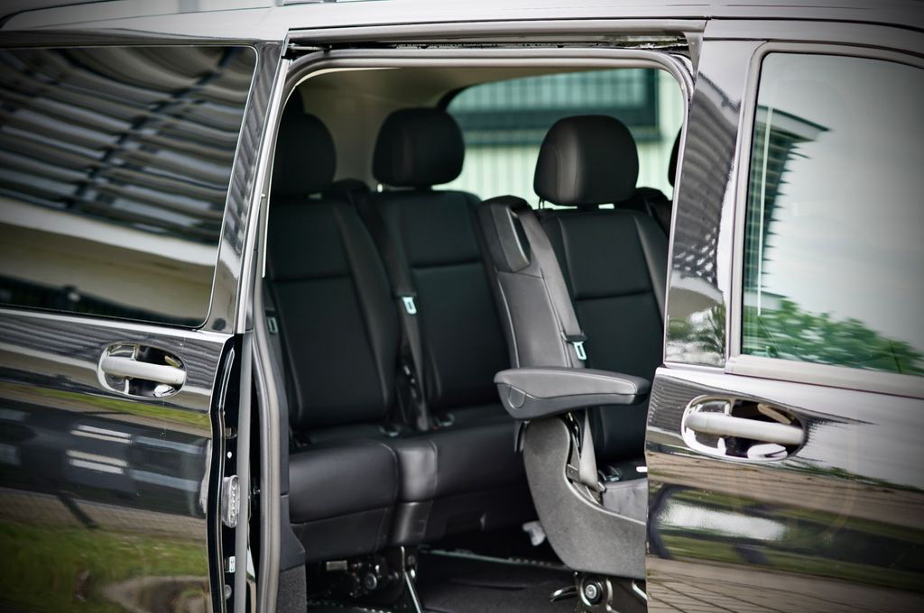 Mercedes-Benz Vito Tourer 119 CDI 4x4 SELECT Airmatic,Dist.
