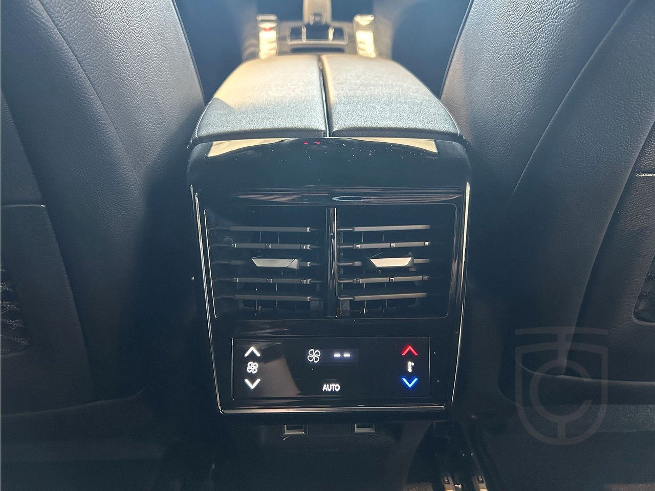 DS 7 Crossback Pallas