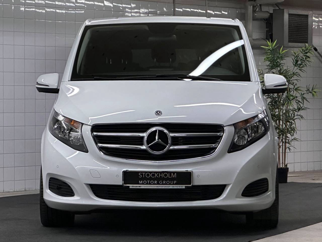 Mercedes-Benz Vito  V-KLASS TOURER