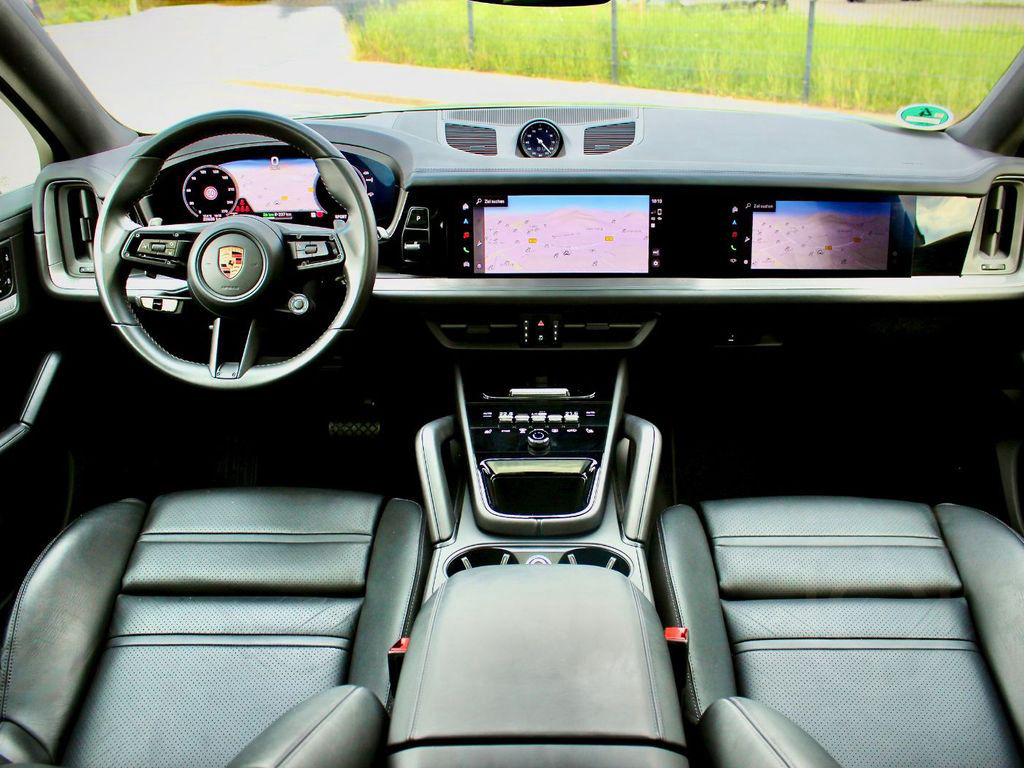 Porsche Cayenne Coupé E-Hybrid SportDesign B-Display HUD
