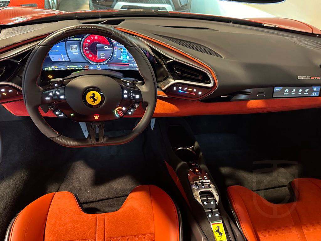 Ferrari 296 GTS Neu Lift Carbon Seat LED