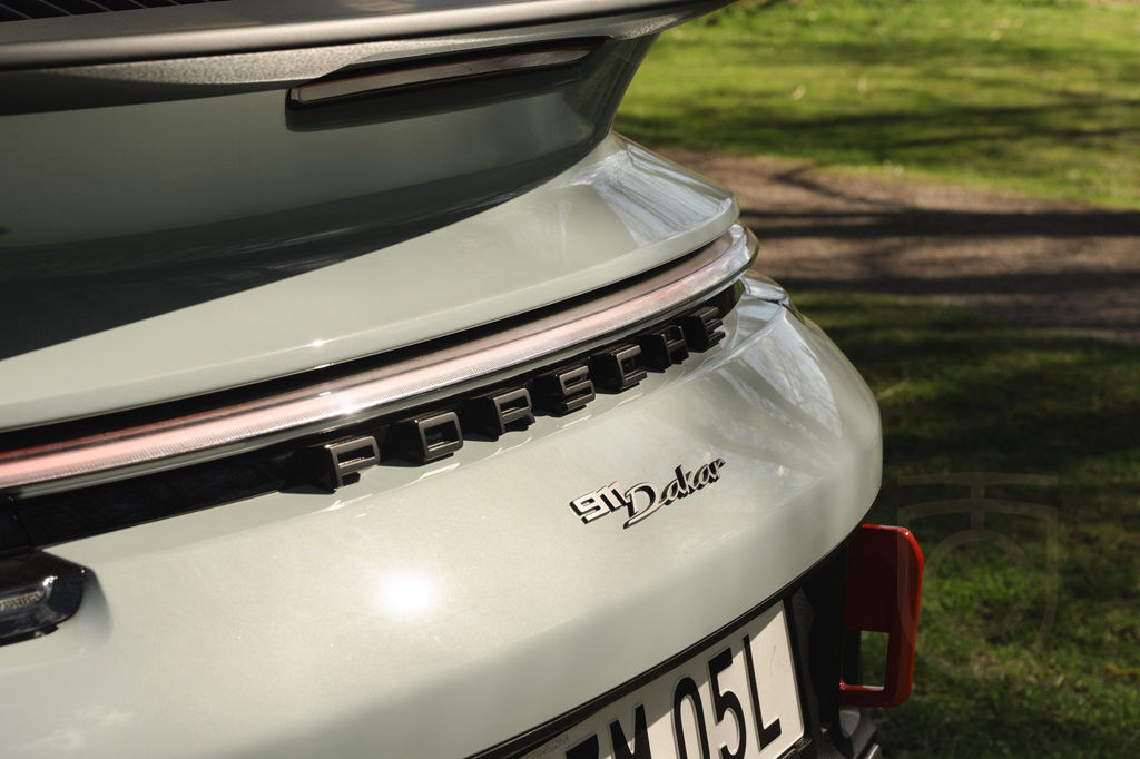 Porsche 911 Dakar