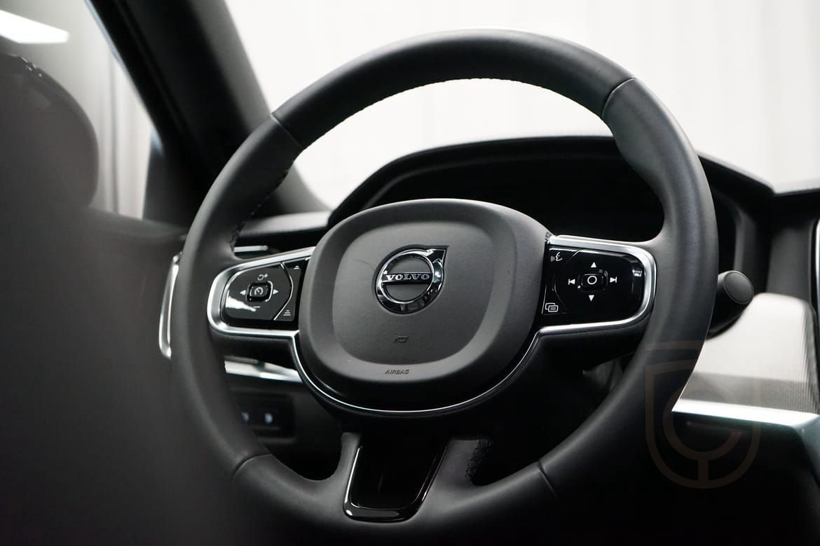 Volvo S90 Recharge T8 Ultimate Dark